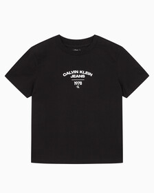 Buy 여성 1987 로고 베이비핏 반팔 티셔츠 in color CK BLACK