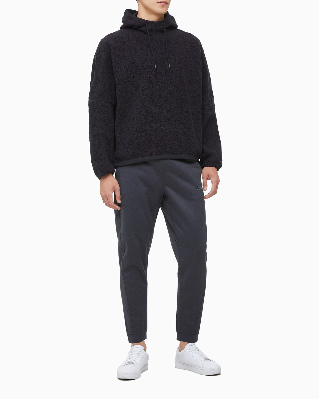 Buy 남성 릴랙스핏 쉐르파 후디 in color BLACK