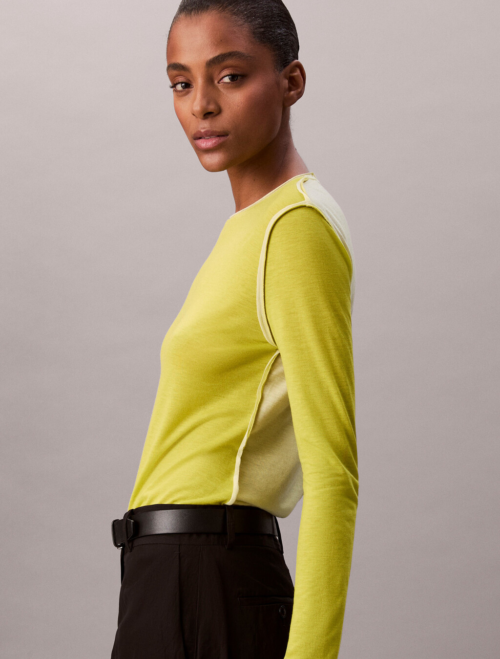 Buy 여성 L/S 쉬어 울 인사이드 아웃 티셔츠 in color yellow