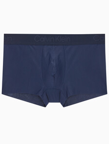 Buy 남성 CK 블랙 마이크로 로우 라이즈 드로즈 in color BLUE SHADOW
