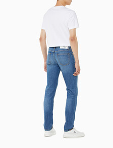Buy 남성 어센틱 스트레이트핏 라이트블루 데님 in color CHALKY BLUE