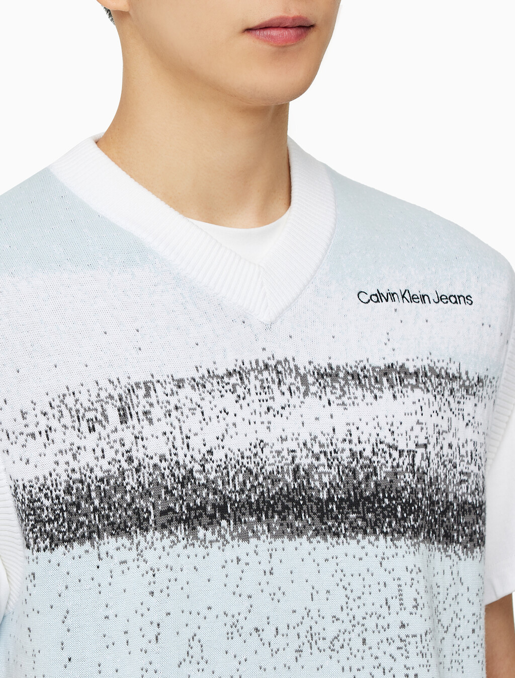 Buy 남성 릴렉스핏 스프레이 스웨터 베스트 in color TIE DYE AOP