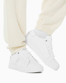 Buy 남성 로마 클래식 컵솔 스니커즈 in color BRIGHT WHITE