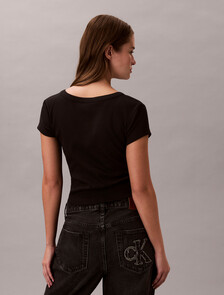 Buy 여성 우븐라벨 베이비립 티 in color BLACK