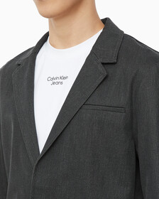 Buy 남성 롱슬리브 언라인드 스트럭쳐 블레이저 in color CHARCOAL