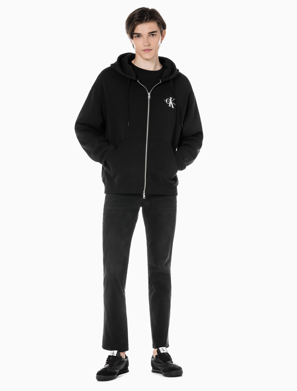 Buy 남성 바디핏 스트레치 블랙 데님 in color WASHED BLACK LOGO LACE