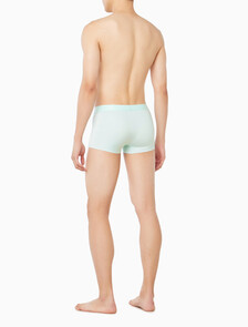 Buy 남성 CK 블랙 마이크로파이버 스트레치 트렁크 in color Mint