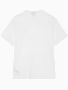Buy 남성 클래식핏 뱃지 로고 반팔 티셔츠 in color BRIGHT WHITE