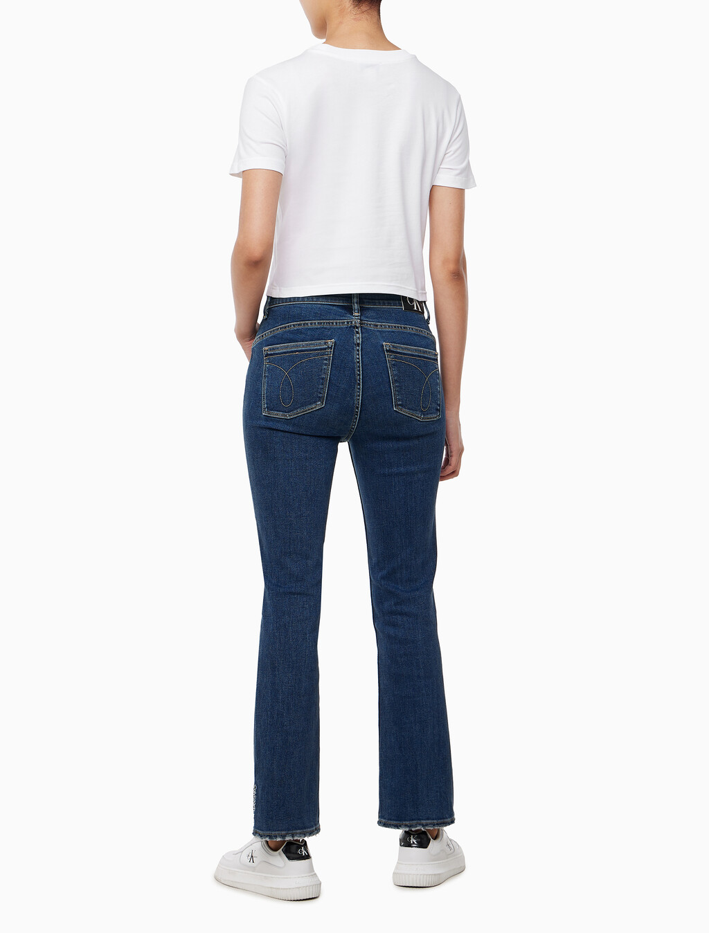 Buy 여성 슬림핏 베이비 크롭 반팔 티셔츠 in color BRIGHT WHITE