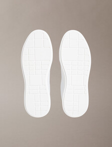 Buy 남성 미네르바 청키 레더 레이스업 컵솔 스니커즈 in color White/Black/White