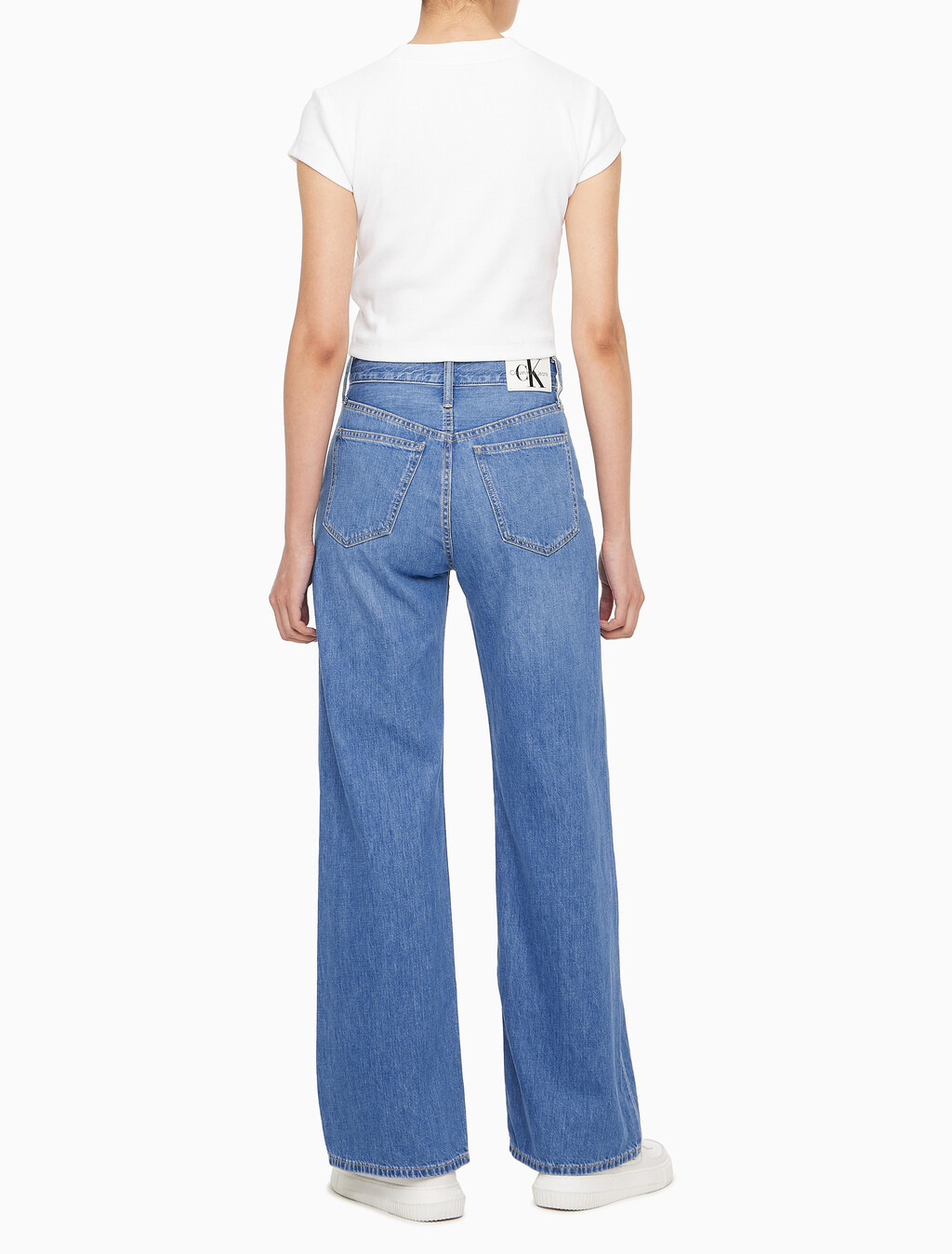 Buy 여성 하이라이즈 와이드핏 미드블루 텐셀 데님 in color MID BLUE BACK EMBRO