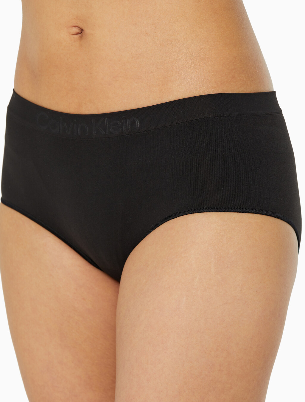 Buy 여성 본디드 플렉스 심리스 미드라이즈 보이쇼츠 in color BLACK