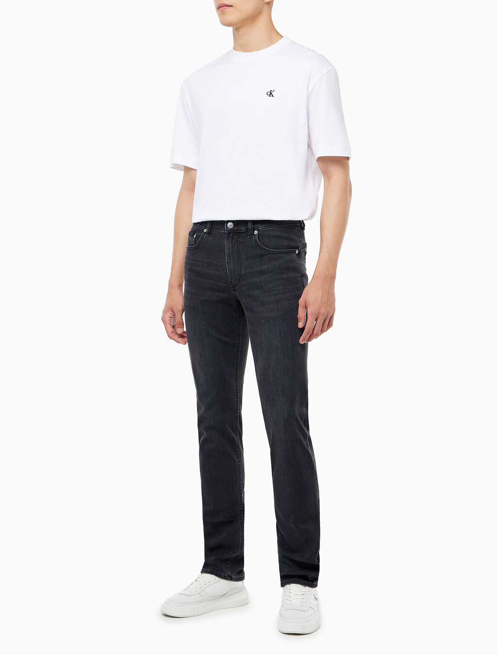Buy 남성 바디핏 블랙 37.5 기능성 데님 in color WASHED BLACK LOGO LACE