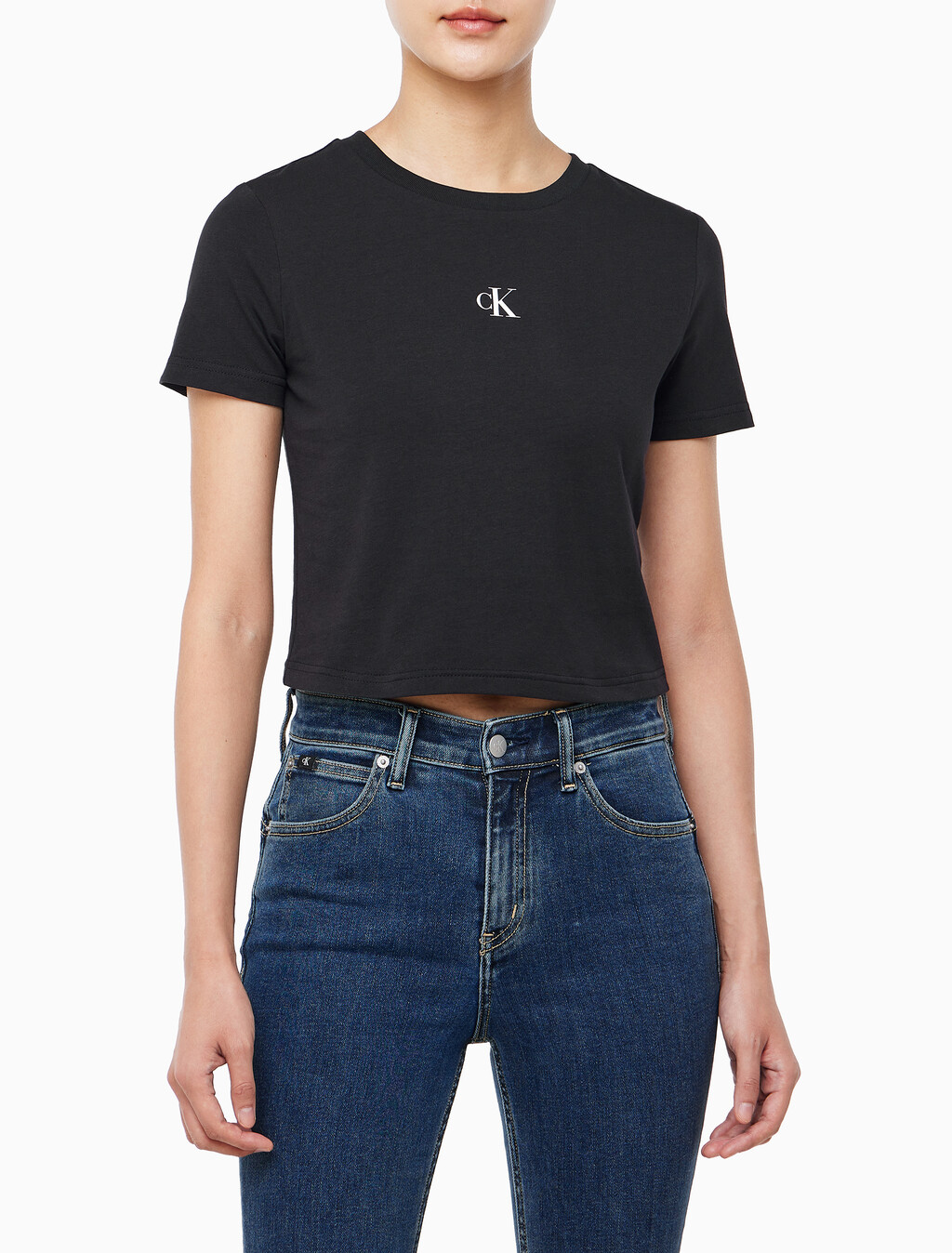 Buy 여성 슬림핏 베이비 크롭 반팔 티셔츠 in color BLACK