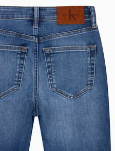 Buy 여성 하이라이즈 플레어 데님 in color Mid blue