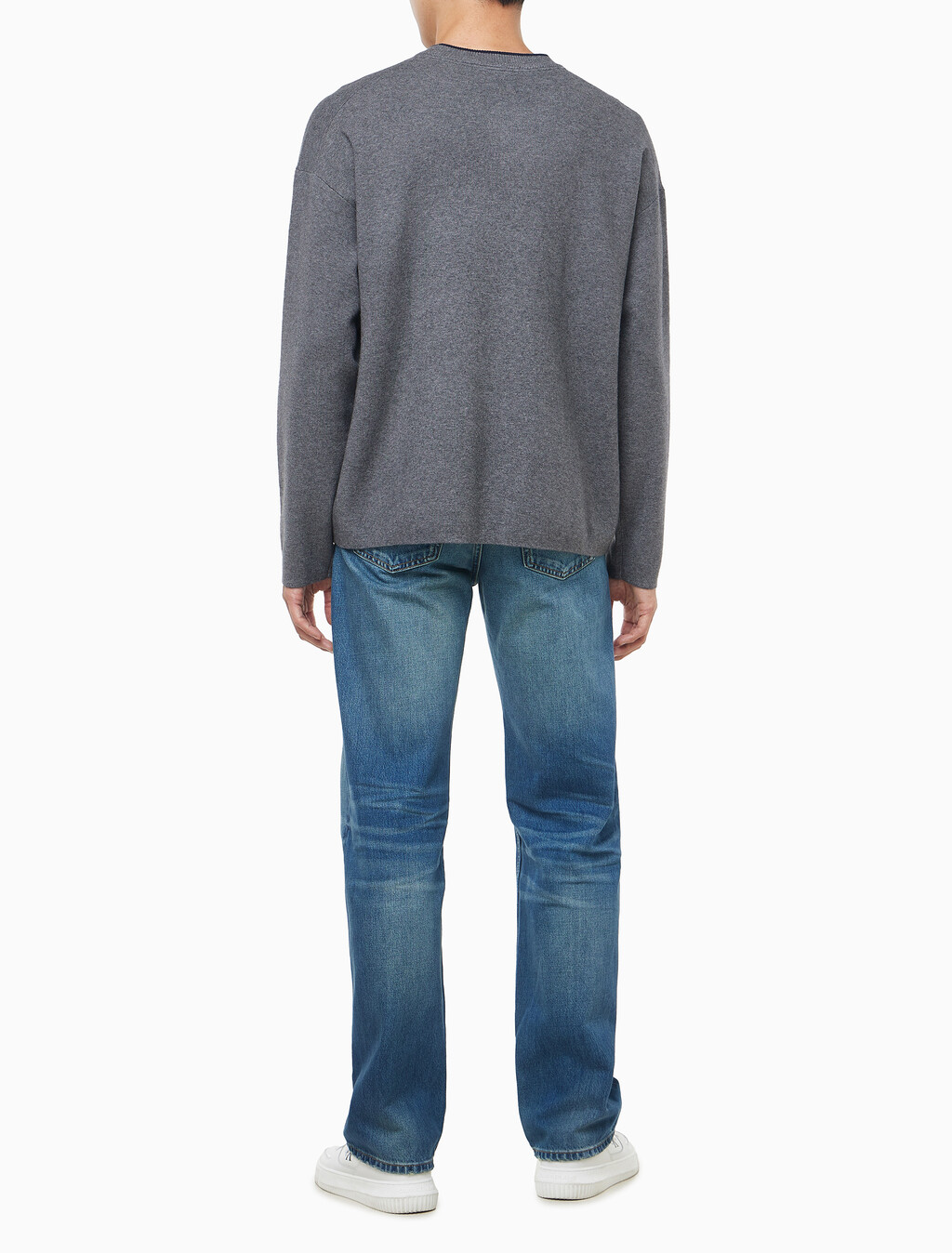 Buy 남성 엠보스드 로고 크루넥 스웨터 in color MEDIUM GREY HEATHER