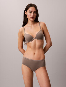 Buy 여성 퍼펙틀리 핏 AF 푸쉬업 브라 in color Dark green