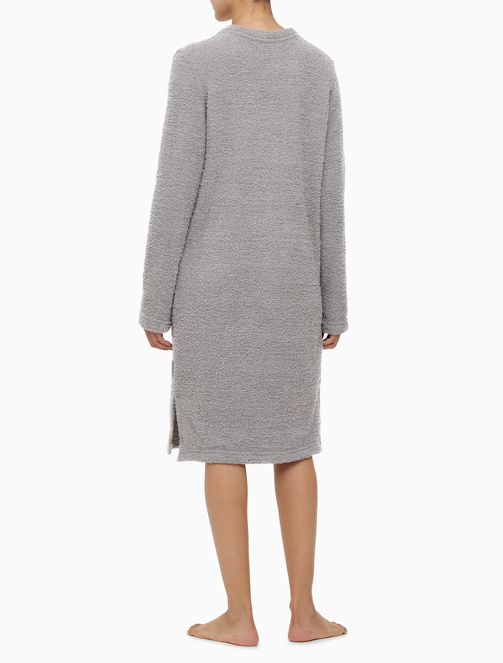 Buy 여성 플러쉬 롱 슬리브 나이트셔츠 in color GREY PURPLE