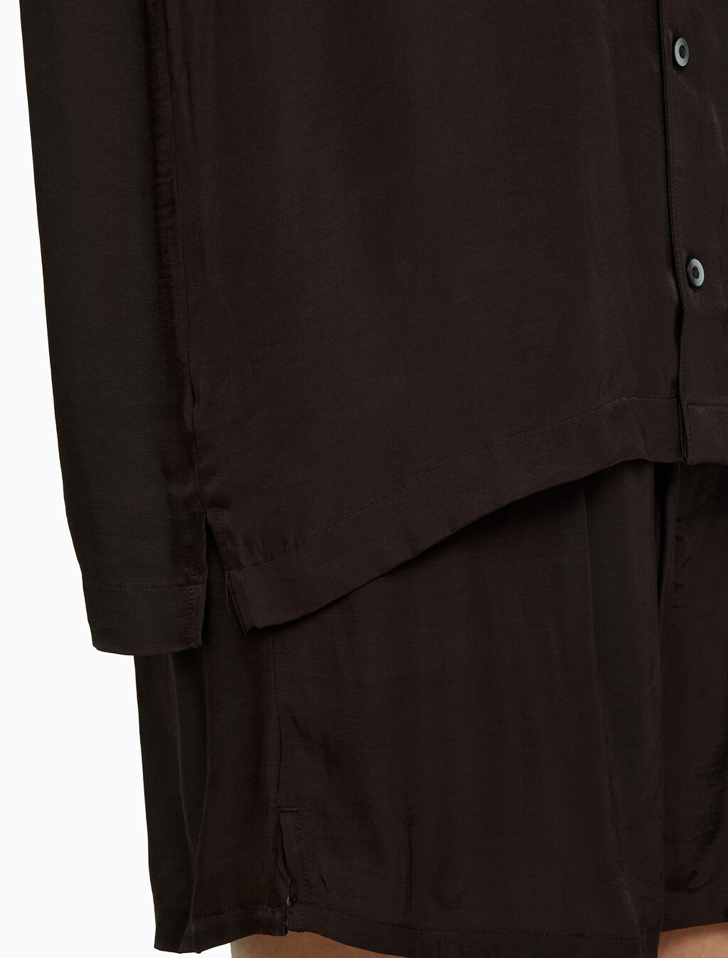 Buy 여성 퓨어쉰 숏 슬리브 탑 in color BLACK