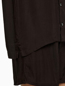 Buy 여성 퓨어쉰 숏 슬리브 탑 in color BLACK