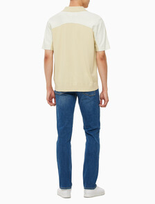 Buy 남성 토널 블로킹 폴로 반팔 티셔츠 in color GREEN