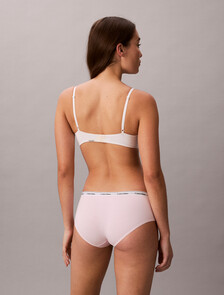 Buy 여성 모던로고 로우라이즈 힙스터 in color Pink