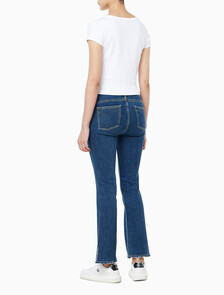 Buy 여성 우븐라벨 립 베이비 티 in color BRILLIANT WHITE