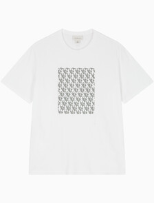 Buy 남성 릴렉스핏 퍼프 AOP 로고 반팔 티셔츠 in color BRILLIANT WHITE
