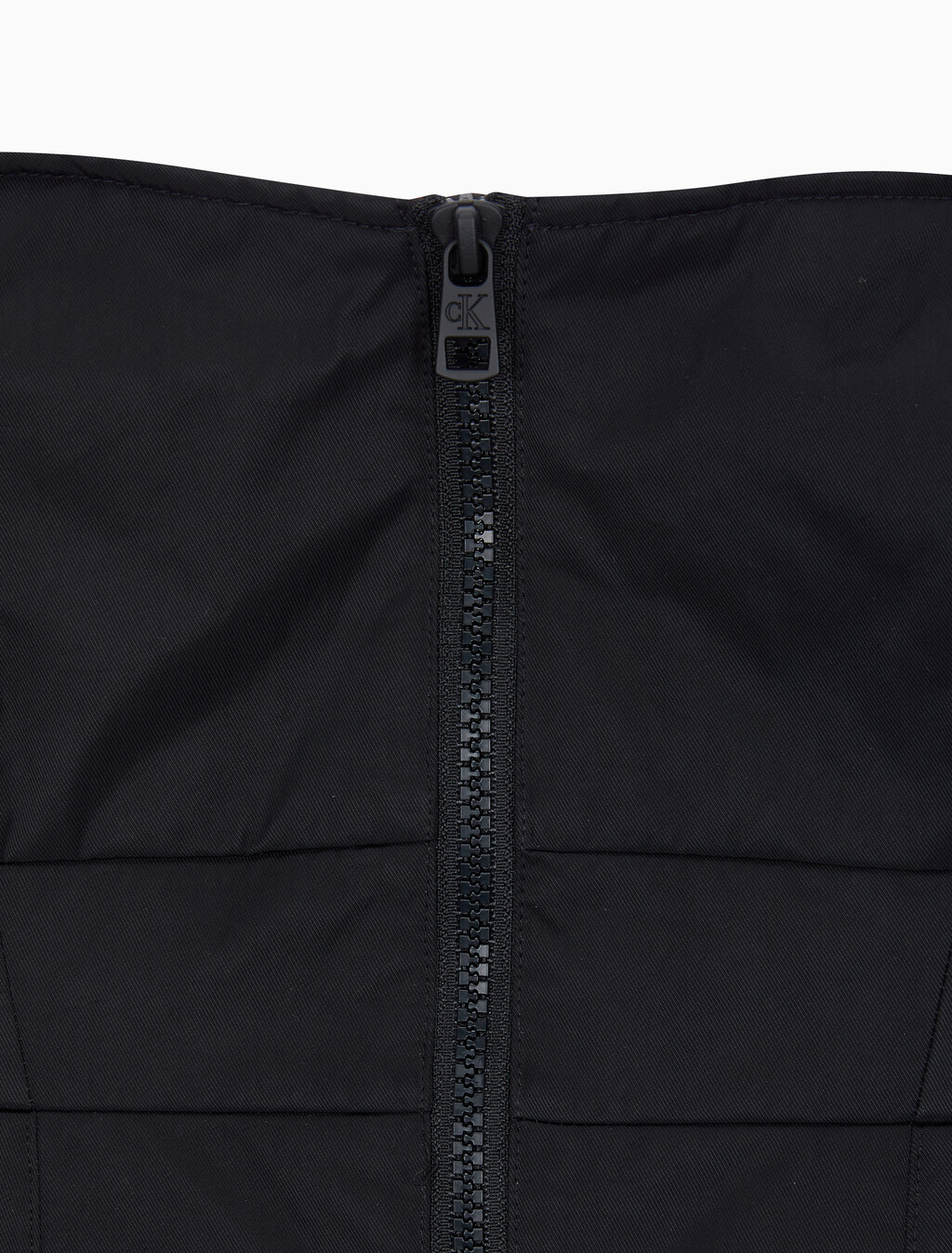 Buy 여성 라이트 패디드 뷔스티에 in color CK BLACK