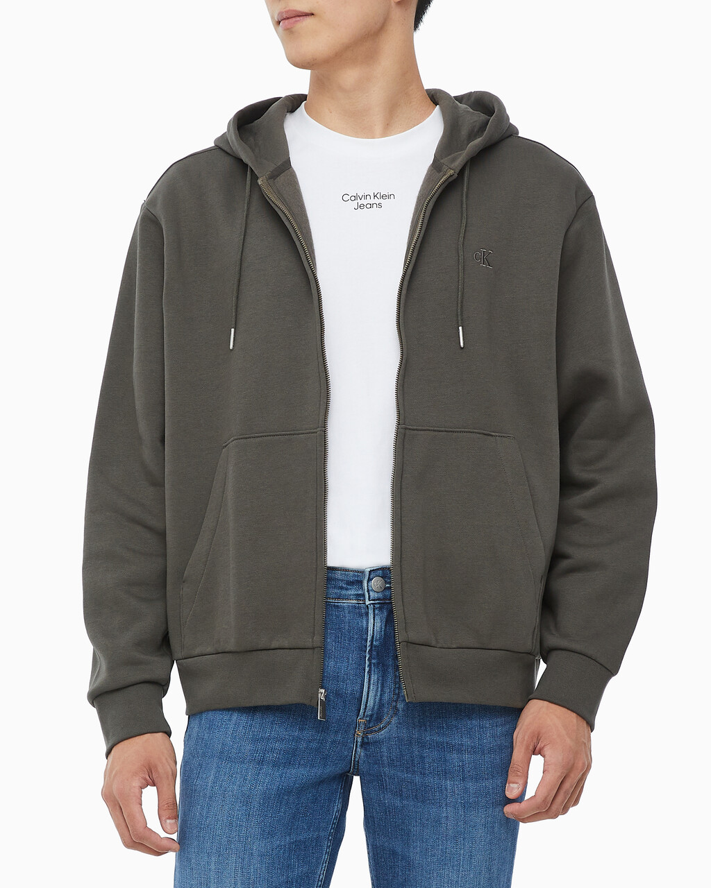 Buy 남성 아카이브 로고 플리스 집업 후디 in color CHARCOAL