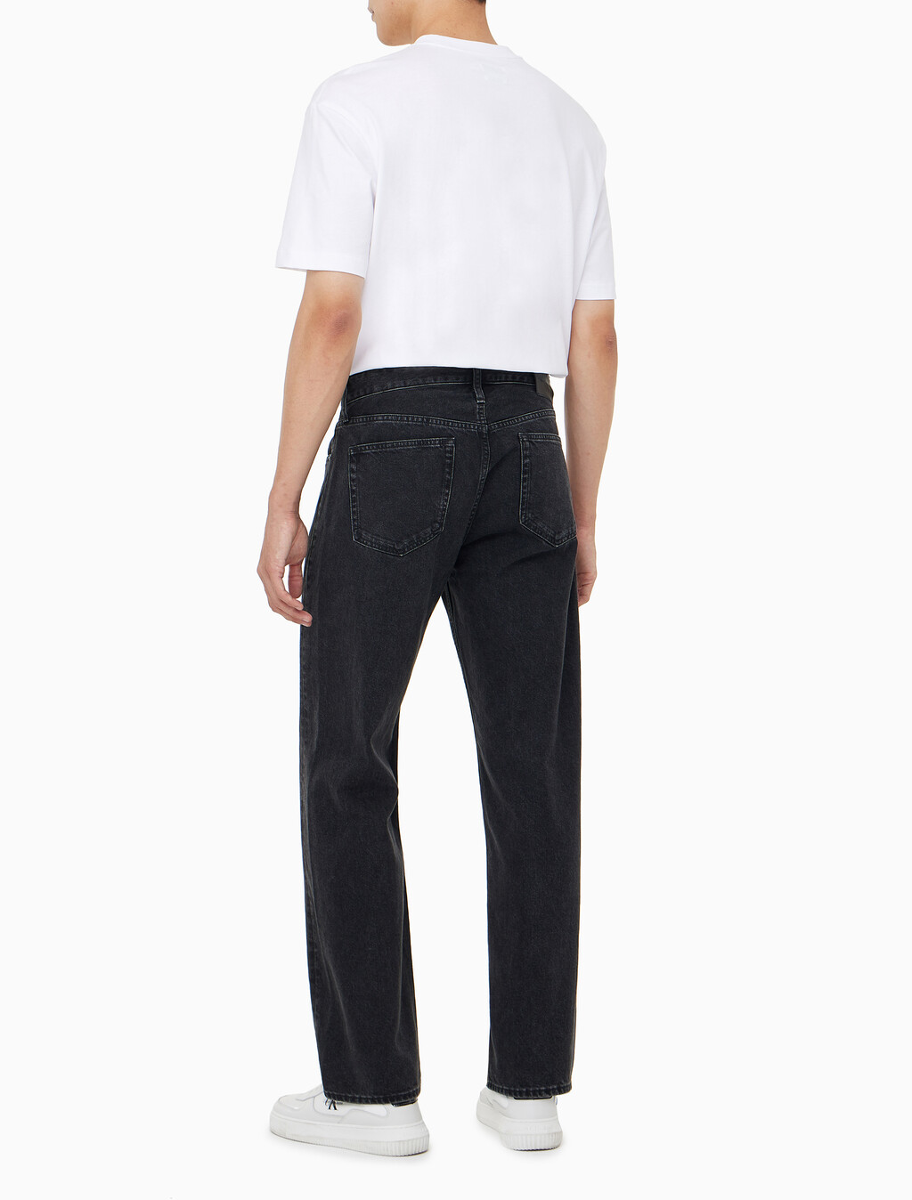 Buy 남성 90's 스트레이트핏 블랙 데님 in color WASHED BLACK LOGO LACE