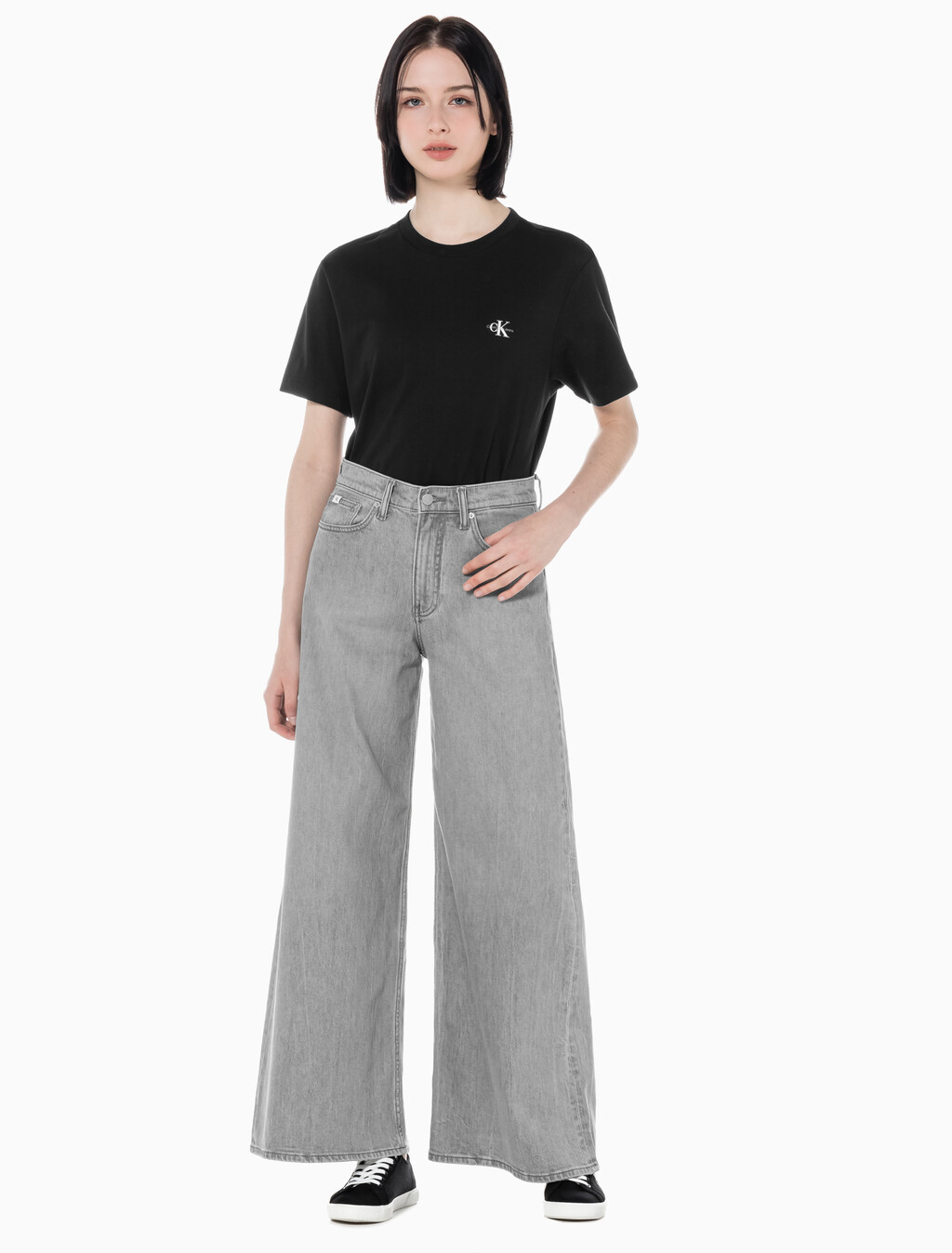 Buy 여성 로우라이즈 루즈핏  그레이  데님 in color GREY STEPPED RELEASE HEM