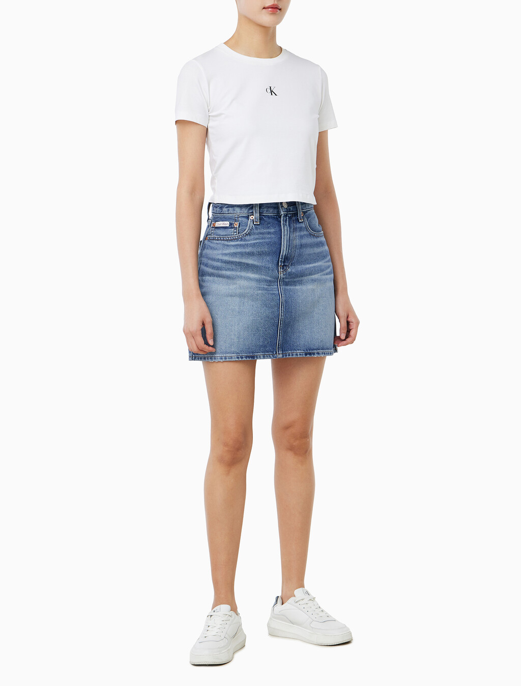 Buy 여성 90s 미니 스커트 in color VIBRANT ORANGE