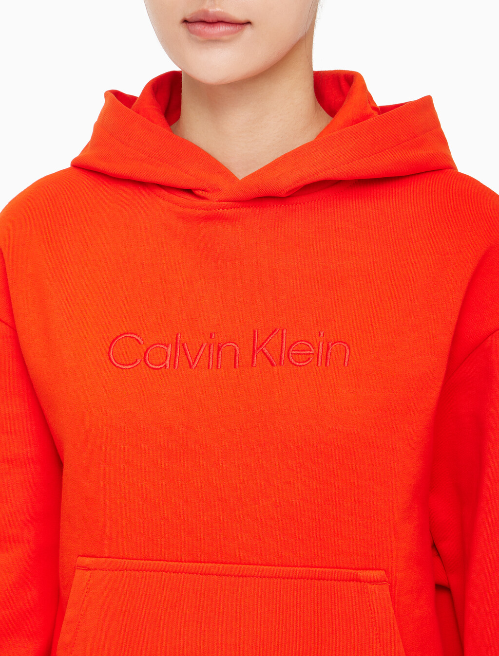 Buy 여성 릴렉스핏 스탠다드 로고 후디 in color BRONZED ORANGE