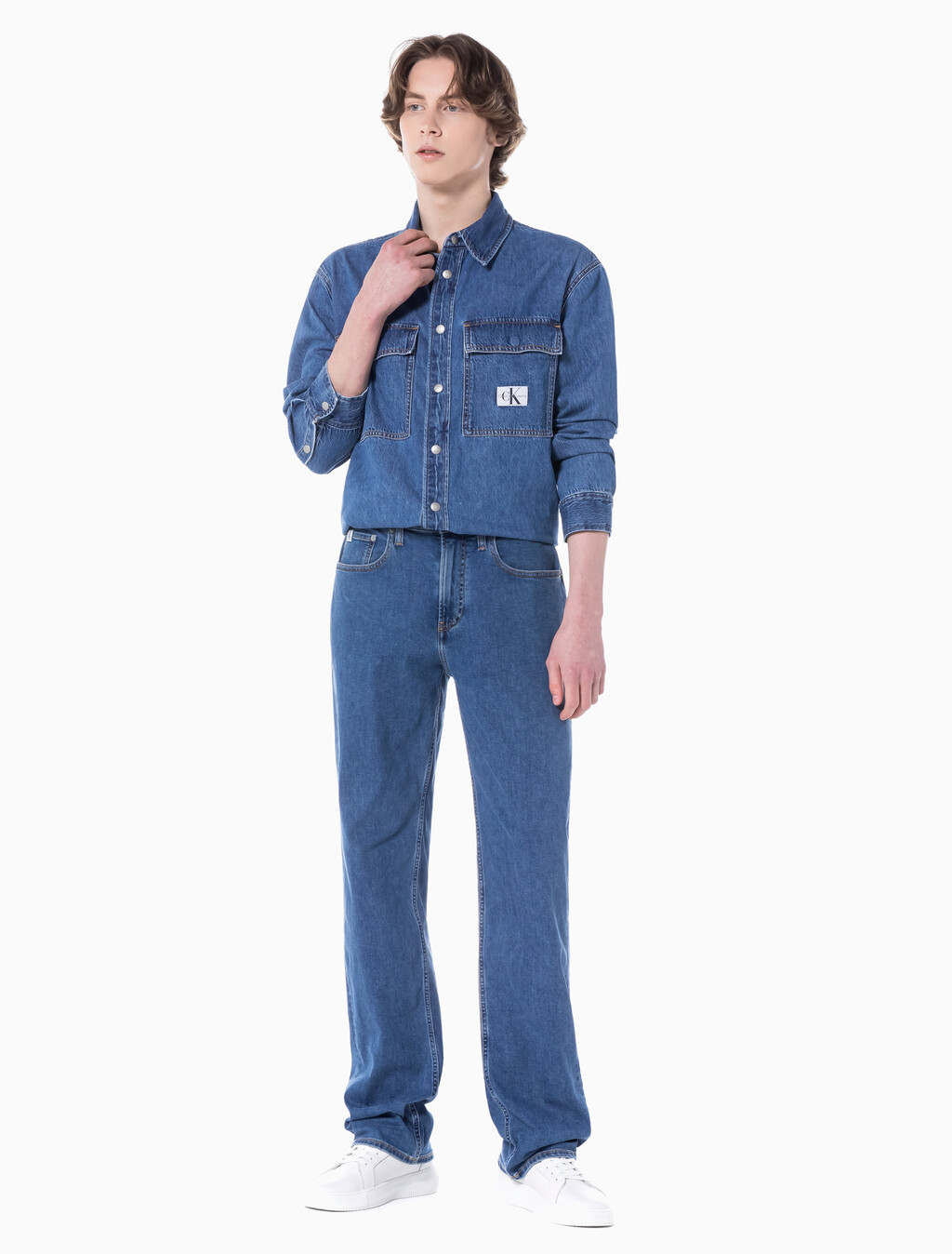 Buy 남성 90's 스트레이트핏 미드블루 에코 쿨 데님 in color MID BLUE BACK EMBRO