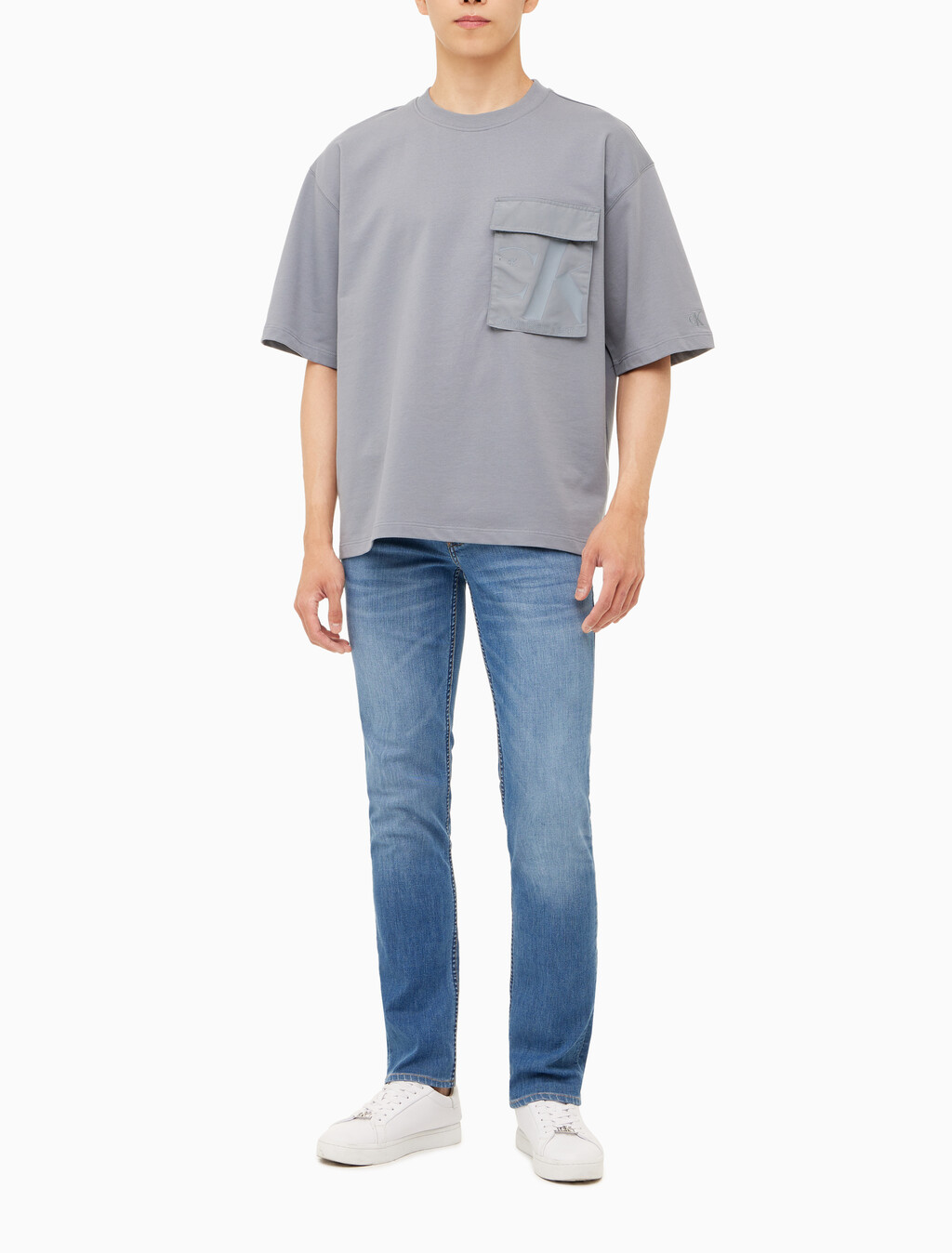 Buy 남성 오버사이즈 우븐 포켓 반팔 스웻셔츠 in color OVERCAST GREY
