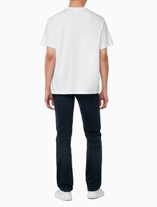 Buy 남성 릴렉스핏 바시티 CK 로고 패치 반팔 티셔츠 in color BRILLIANT WHITE