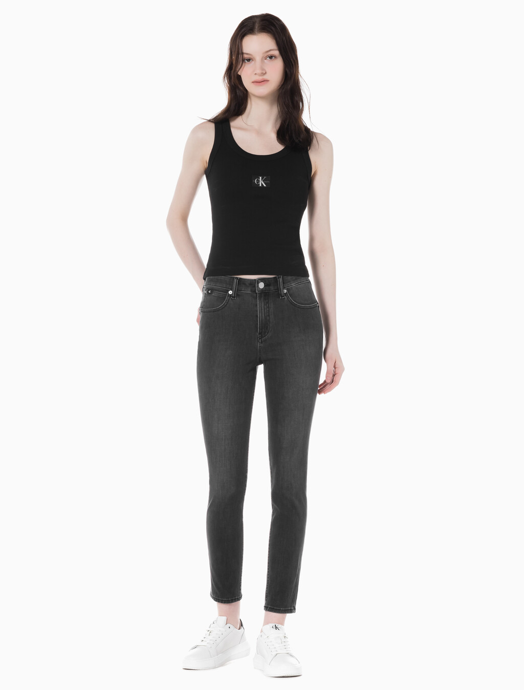 Buy 여성 하이라이즈 스키니핏 앵클 블랙 37.5 기능성 데님 in color WASHED BLACK LOGO LACE