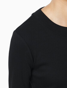 Buy 여성 L/S 모노그램 베이비 티셔츠 in color BLACK