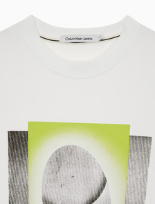 Buy 남성 메타 포토프린트 반팔 티셔츠 in color BRIGHT WHITE