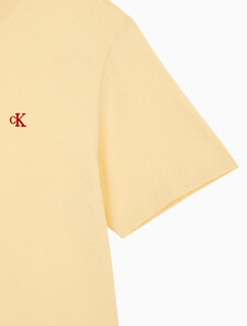Buy 남성 이지핏 아카이브 로고 반팔 티셔츠 in color SUNLIGHT