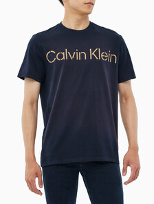 Buy 남성 소프트 페이디드 로고 크루넥 반팔 티셔츠 in color DARK SAPPHIRE