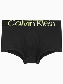 Buy 남성 퓨쳐쉬프트 마이크로 로우라이즈 드로즈 in color BLACK