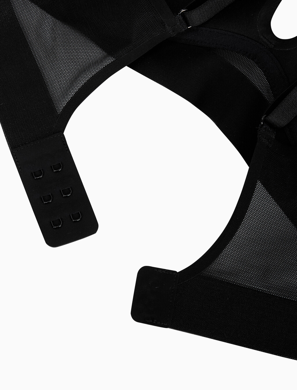 Buy 여성 인비져블 NSE 메쉬 AF 푸쉬업 플런지 in color BLACK