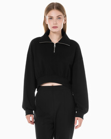 Buy 여성 하프집 엠보스 폴로넥 스웻 in color CK BLACK
