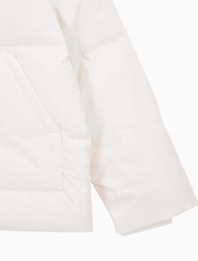 Buy 여성 숏 렝스 스탠드 카라 푸퍼 다운 재킷 in color WHITE