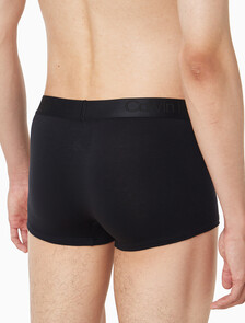 Buy 남성 CK 블랙 3PK 로우 라이즈 트렁크 in color BLACK/TURBULENCE/CASUAL BLUE