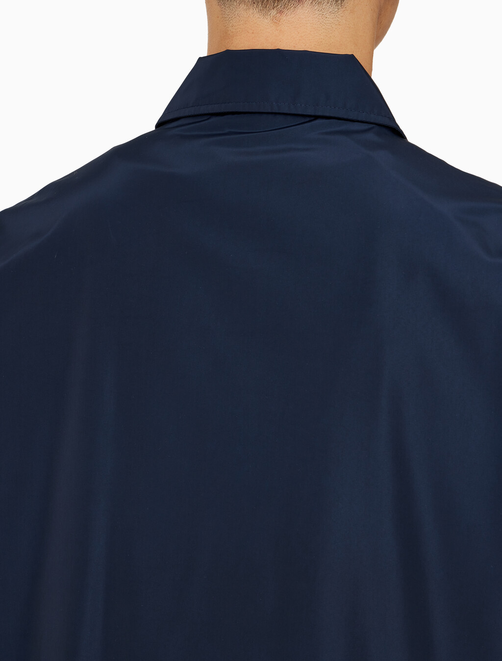 Buy 남성 나일론 클래식 코치 자켓 in color DARK SAPPHIRE