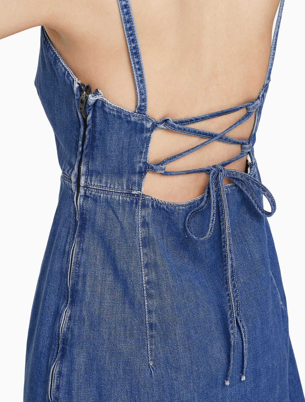 Buy 여성 컷 아웃 드레스 in color MID BLUE BACK EMBRO