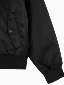 Buy 남성 히어로 봄버 자켓 in color BLACK